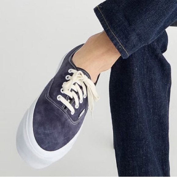NWT! SUEDE Vans® x J.Crew Premium Authentic Sneakers - Baritone Blue - Size 8 - Picture 2 of 6